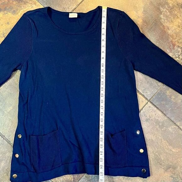 Chico’s Blue Tunic Sweater Pocket Button Detail Size 10 - Picture 7 of 9